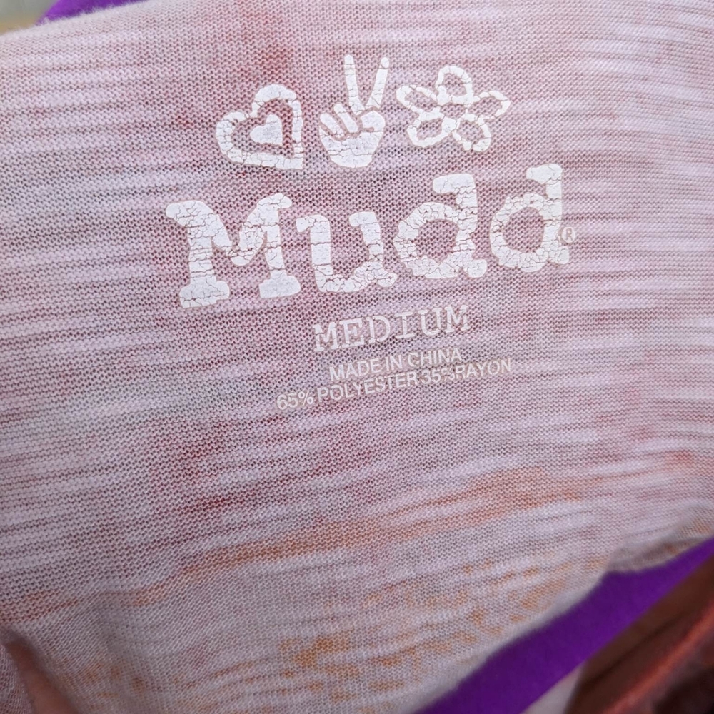 Shirt - Picture 3 of 4